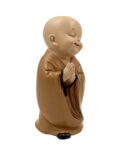 figurka-monaha-slozhivshego-ladoni-2.jpg