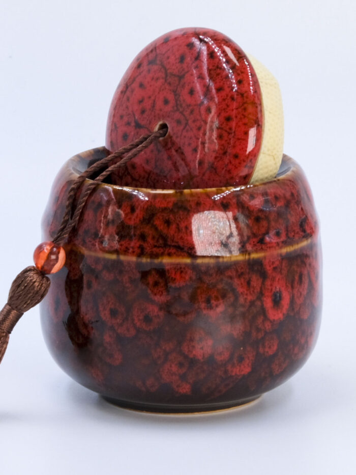 banochka-dlya-hraneniya-chaya-krasnaya-yashma-140-g-1.jpg banochka-dlya-hraneniya-chaya-krasnaya-yashma-140-g-1.jpg